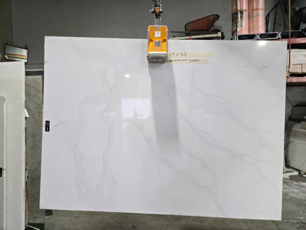 Full slabs Sosa Designs